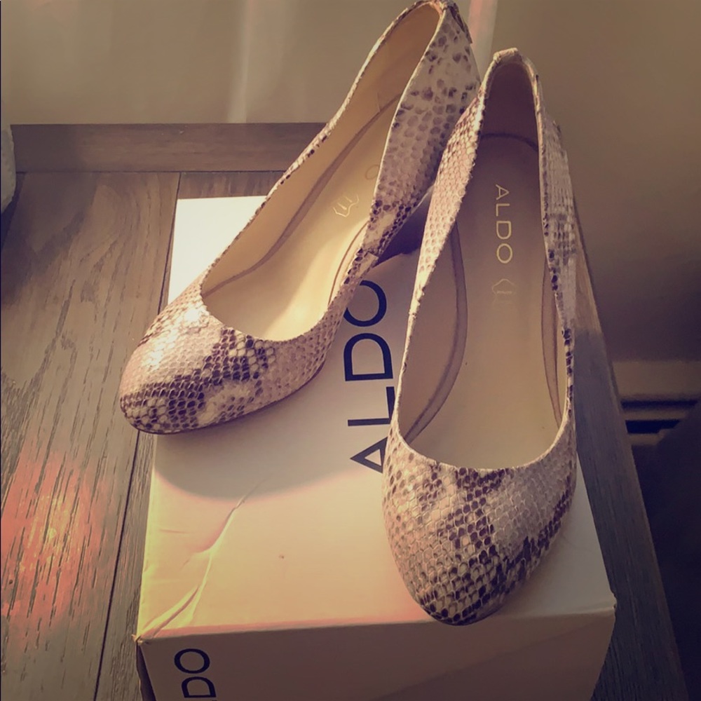 Aldo Balissa wedges